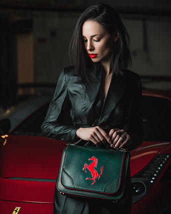 Einzigartige Ledertaschen f&uuml;r Damen