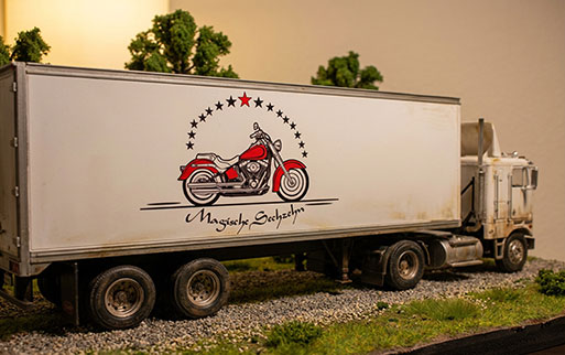 Modellbau Fahrzeuge gestalten lassen